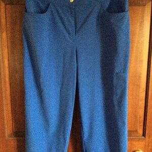 Weekends by Chico's 10 Women's High Rise Capri Cargo Crop Pants SZ 1.5 Blue